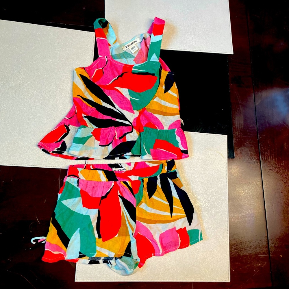 Size 7 girls Bongo matching set